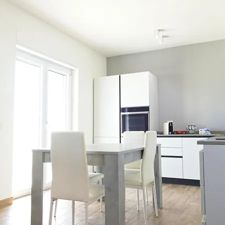 Relux Apartment