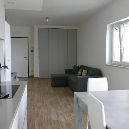 Relux Apartment *